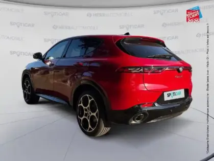 Photo 7 Alfa Romeo Tonale  1.3 Ibrida Plug-In 280ch Veloce AT6 e-Q4