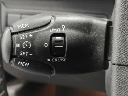 Photo 10 Peugeot 308  SW 1.5 BlueHDi 130ch S&S Active Business