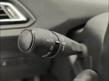 Photo 11 Peugeot 308  SW 1.5 BlueHDi 130ch S&S Active Business