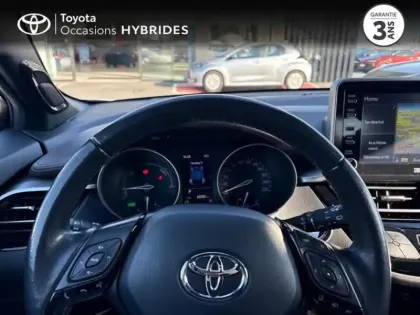 Photo 12 Toyota C-HR  184h Distinctive 2WD E-CVT MC19