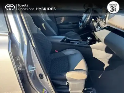 Photo 5 Toyota C-HR  184h Distinctive 2WD E-CVT MC19