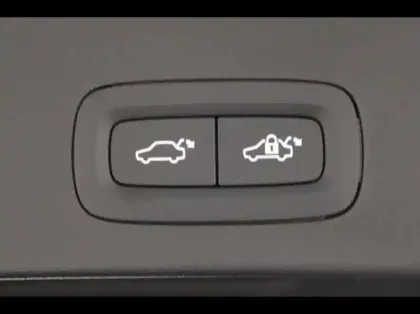 Photo 14 Volvo Xc40  B3 163ch Plus DCT 7