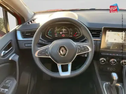 Photo 11 Renault Captur  1.6 E-Tech hybride 145ch Intens -21 Camera GPS