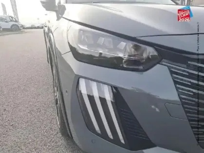 Photo 12 Peugeot 208  1.2 Hybrid 145ch GT Exclusive e-DCS6