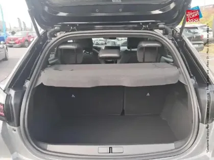 Photo 13 Peugeot 208  1.2 Hybrid 145ch GT Exclusive e-DCS6