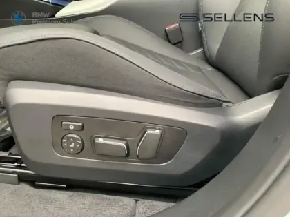 Photo 10 BMW X3  xDrive30e 299ch M Sport