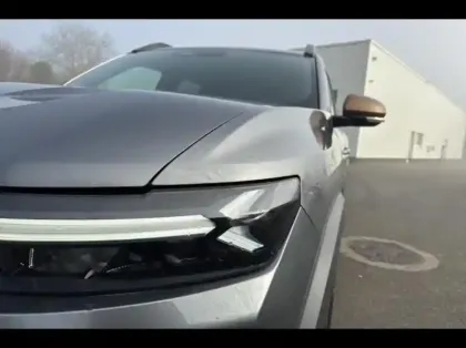 Photo 13 Dacia Duster  1.6 hybrid 140ch Extreme