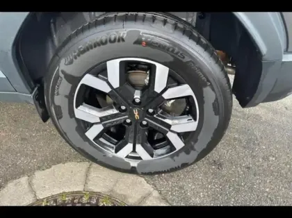 Photo 12 Dacia Duster  1.6 hybrid 140ch Extreme