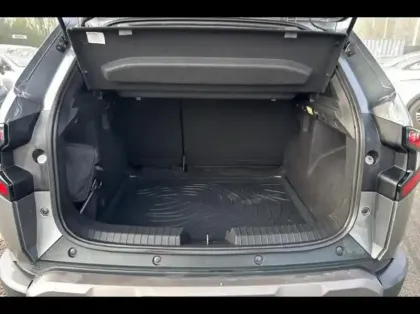 Photo 11 Dacia Duster  1.6 hybrid 140ch Extreme