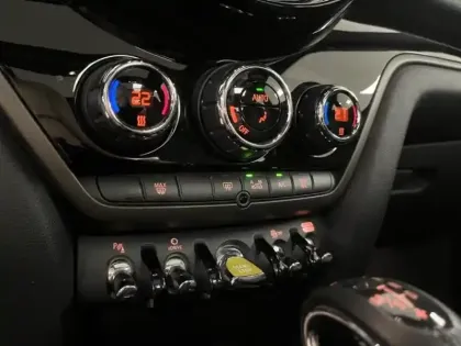 Photo 11 Mini Countryman  Cooper SE  125ch + 95ch Northwood ALL4 BVA6