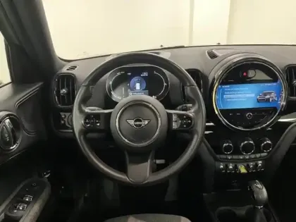 Photo 8 Mini Countryman  Cooper SE  125ch + 95ch Northwood ALL4 BVA6