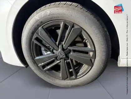 Photo 9 Peugeot 308  1.2 Hybrid 145ch Style e-DCS6