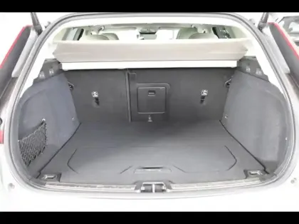 Photo 8 Volvo V60  B4 197ch Plus Style Dark DCT 7