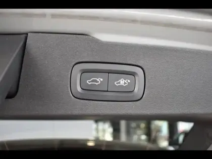 Photo 9 Volvo V60  B4 197ch Plus Style Dark DCT 7