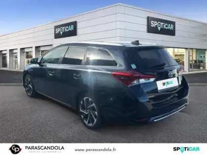 Photo 6 Toyota Auris  Touring Sports HSD 136h Design