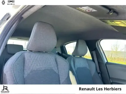 Photo 8 Renault Clio  1.8 E-Tech 160ch full hybrid Evolution