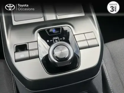Photo 14 Toyota C-HR + 224ch 77kWh Design Grande Autonomie