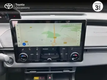 Photo 11 Toyota C-HR + 224ch 77kWh Design Grande Autonomie