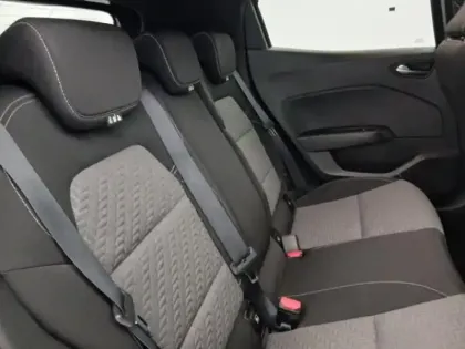 Photo 14 Renault Clio  1.6 E-Tech 140ch Limited -21