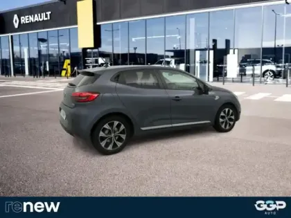 Photo 7 Renault Clio  1.6 E-Tech 140ch Limited -21