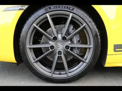 Photo 11 Porsche 911 Gén. VI (992) Ph1 Carrera T 2