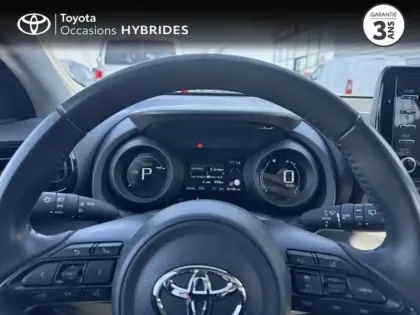 Photo 12 Toyota Yaris  116h Design 5p