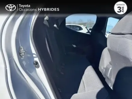 Photo 6 Toyota Yaris  116h Design 5p