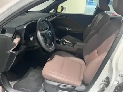 Photo 9 Lexus Lbx  1.5 136ch Elegant 2WD