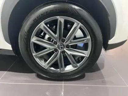 Photo 6 Lexus Lbx  1.5 136ch Elegant 2WD