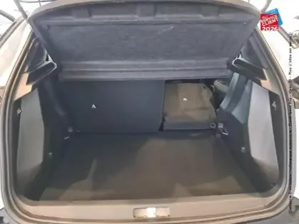 Photo 13 Peugeot 2008  e- 156ch Style