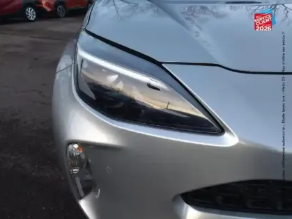 Photo 12 Toyota Yaris  Cross 116h Dynamic Business + Programme Beyond Zero Academy MY22