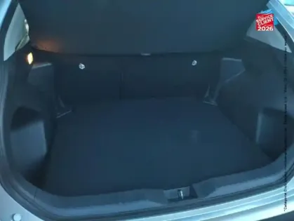 Photo 13 Toyota Yaris  Cross 116h Dynamic Business + Programme Beyond Zero Academy MY22