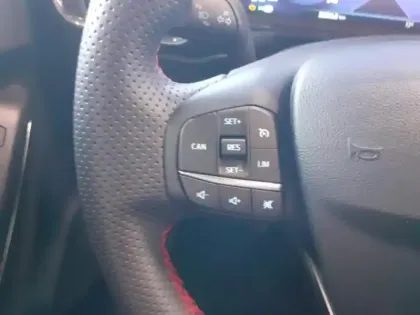 Photo 13 Ford Puma  1.0 Flexifuel 125ch S&S mHEV ST-Line