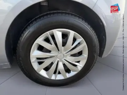 Photo 24 Peugeot 208  1.5 BlueHDi 100ch S/S Active CarPlay