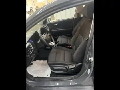 Photo 9 Kia Rio  1.2 DPi 84ch Active