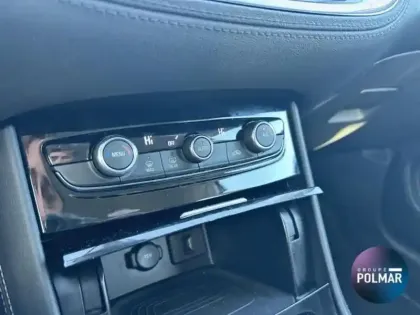 Photo 14 Opel Grandland X  Hybrid 225ch Elegance Business