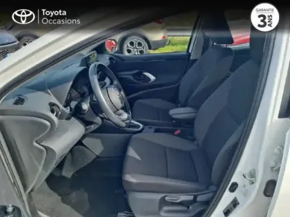 Photo 10 Toyota Yaris  116h Dynamic 5p MY22