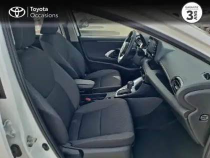 Photo 5 Toyota Yaris  116h Dynamic 5p MY22