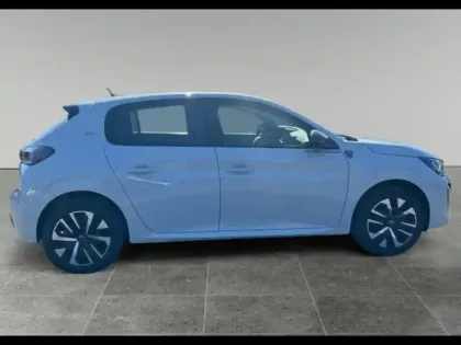 Photo 5 Peugeot 208  e- 136ch Style