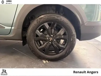 Photo 7 Dacia Jogger  1.6 hybrid 140ch Extreme+ 7 places -24