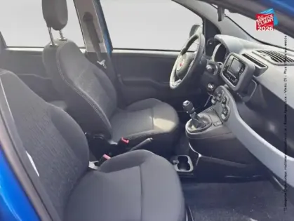 Photo 19 Fiat Panda  Pandina 1.0 65ch BSG S&S Hybrid Icône