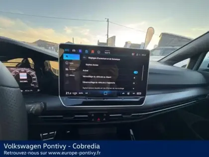 Photo 13 Volkswagen Golf  1.5 eHybrid 272ch GTE DSG6