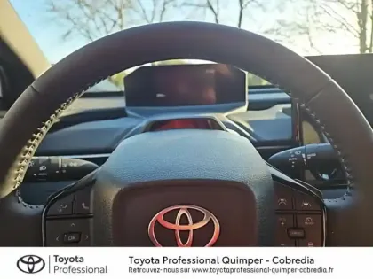 Photo 12 Toyota C-HR + 224ch 77kWh Design Grande Autonomie