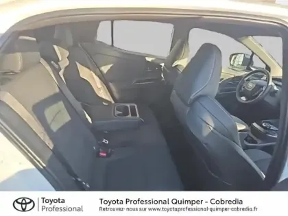 Photo 6 Toyota C-HR + 224ch 77kWh Design Grande Autonomie