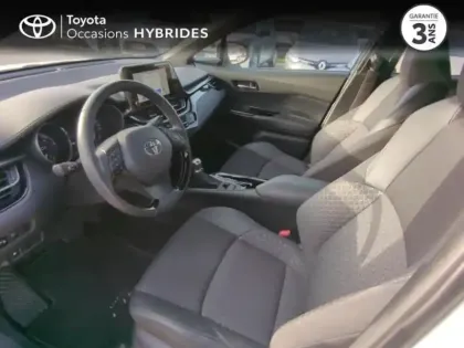 Photo 10 Toyota C-HR  1.8 Hybride 122ch Design E-CVT