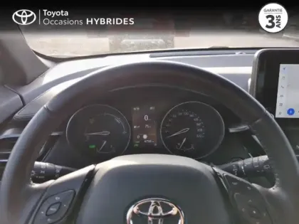 Photo 12 Toyota C-HR  1.8 Hybride 122ch Design E-CVT