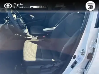 Photo 10 Toyota Yaris  116h Dynamic 5p MY22