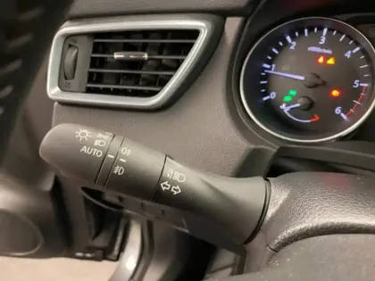 Photo 13 Nissan Qashqai  1.5 dCi 115ch Tekna DCT 2019 Euro6-EVAP