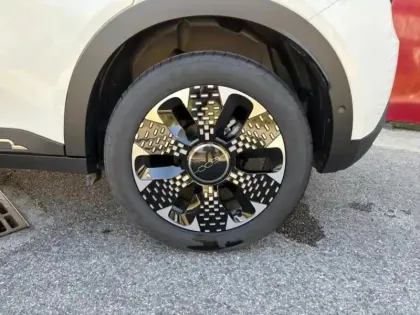 Photo 10 Fiat 600  1.2 Hybrid 100ch La Prima DCT6