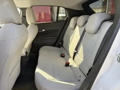 Photo 9 Fiat 600  1.2 Hybrid 100ch La Prima DCT6